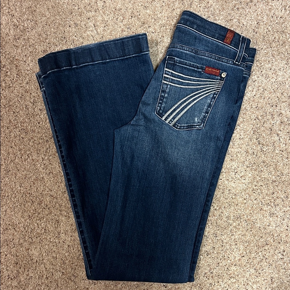 7 for all mankind - Dojo.
NWOT